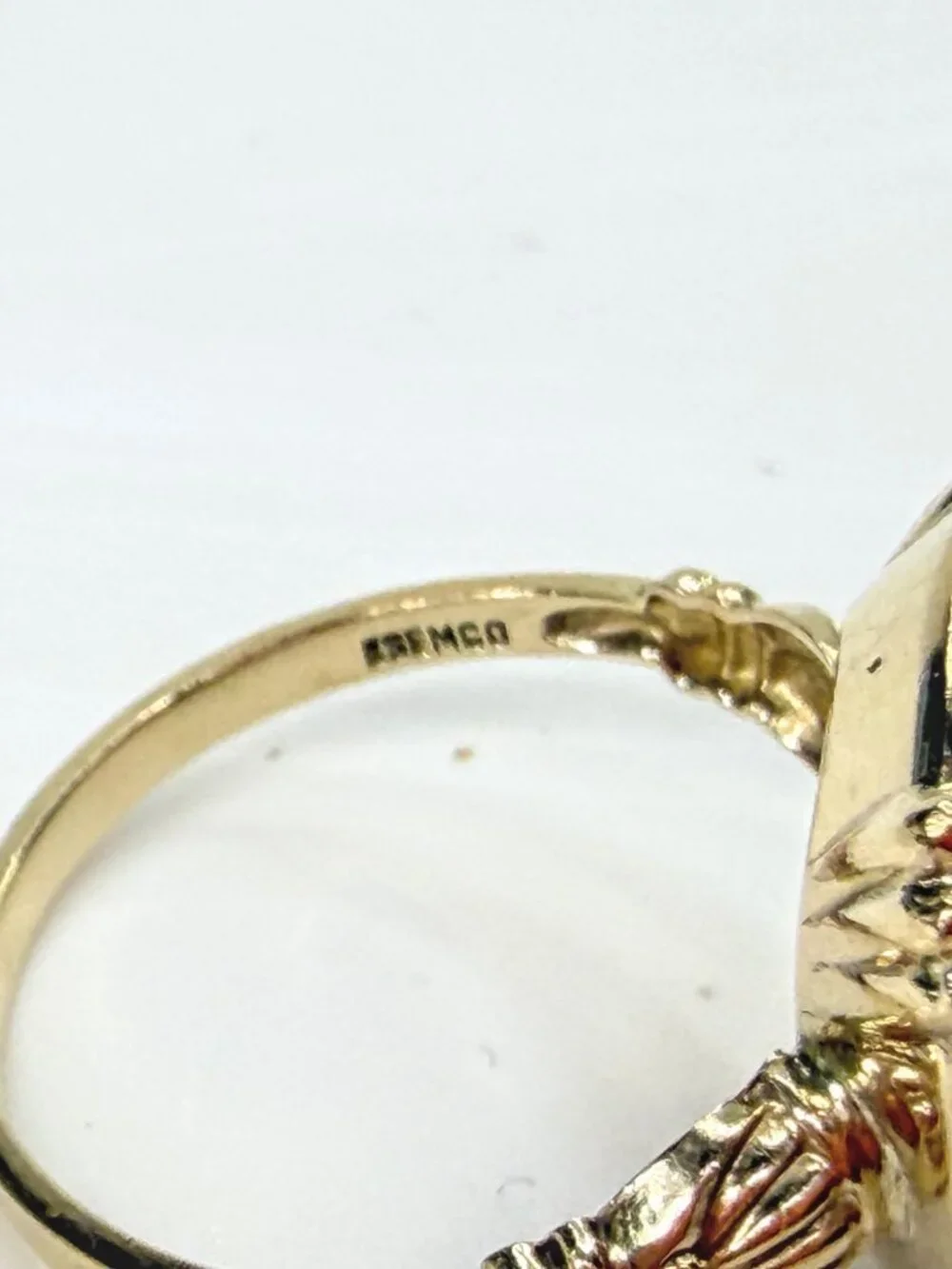 N/A elegant antique